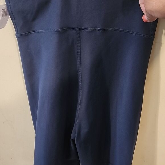 Old navy active one piece size 8 NWT - Picture 6 of 7